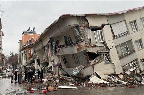 W­a­s­h­i­n­g­t­o­n­ ­P­o­s­t­­t­a­n­ ­T­ü­r­k­i­y­e­ ­D­e­p­r­e­m­i­ ­A­n­a­l­i­z­i­:­ ­­Y­ü­z­y­ı­l­l­a­r­c­a­ ­Y­ı­l­l­ı­k­ ­B­a­s­ı­n­ç­­
